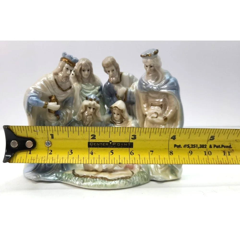 Sm.‎ Porcelain Nativity by Homewares